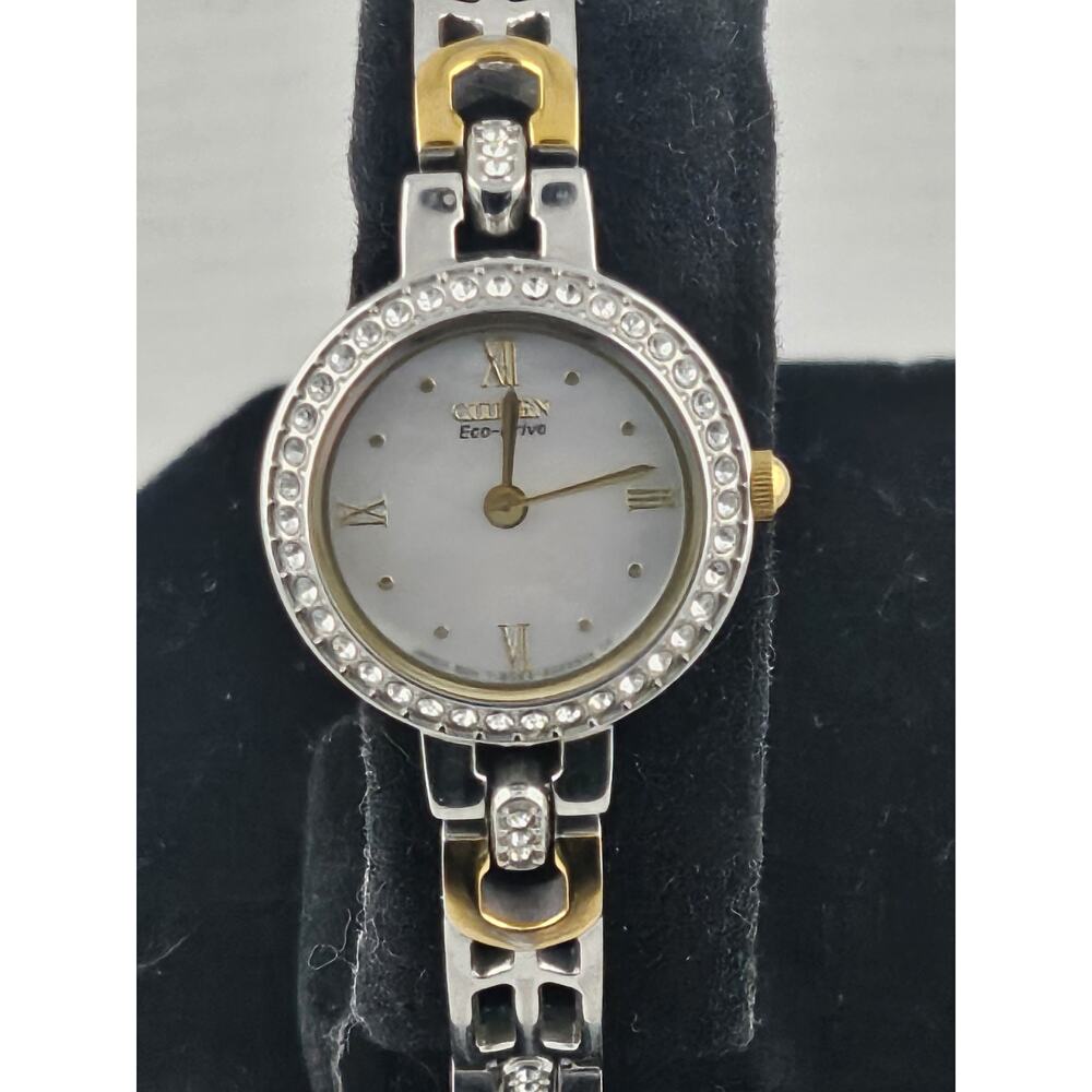 Solar Citizen EcoDrive Ladies Mother Of Pearl Dial Watch Crystal Bezel Mint Runs - Picture 2 of 16